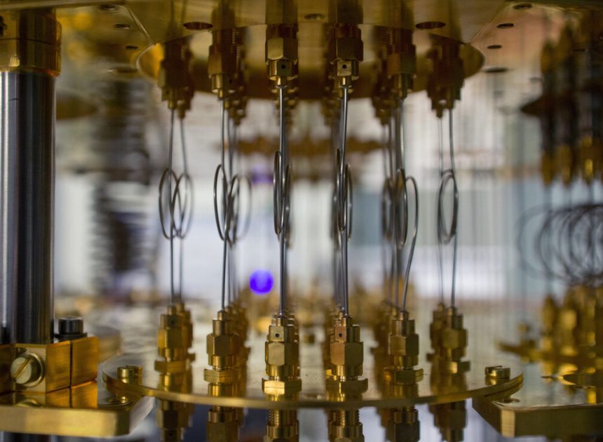 Los físicos creían que el neglectón era una partícula inútil. Ahora sospechan que es la llave de los ordenadores cuánticos universales